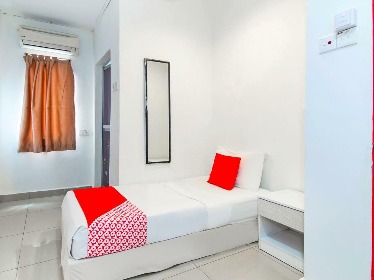 Oyo 304 Zero Hour Hotel Куала-Лумпур Экстерьер фото