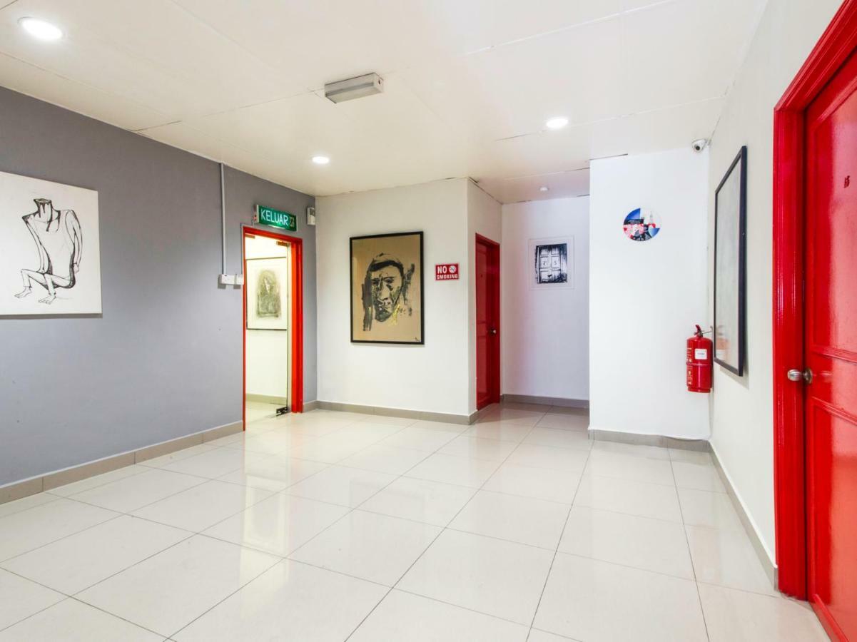 Oyo 304 Zero Hour Hotel Куала-Лумпур Экстерьер фото