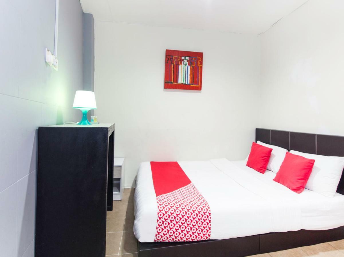 Oyo 304 Zero Hour Hotel Куала-Лумпур Экстерьер фото