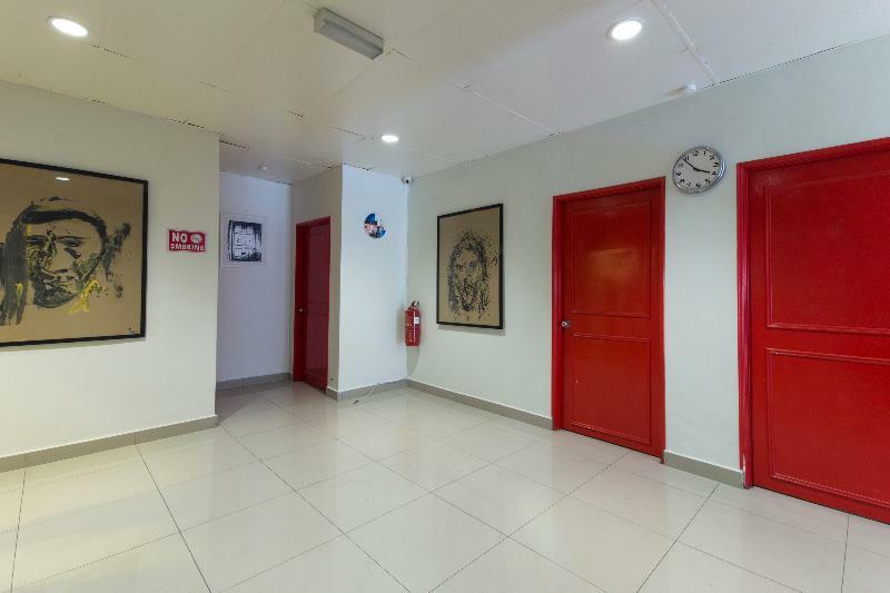 Oyo 304 Zero Hour Hotel Куала-Лумпур Экстерьер фото