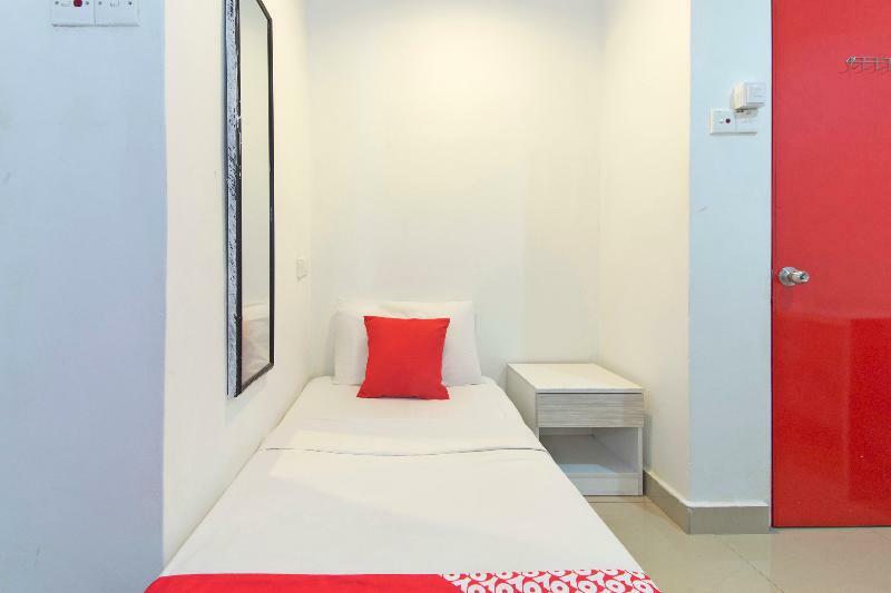 Oyo 304 Zero Hour Hotel Куала-Лумпур Экстерьер фото